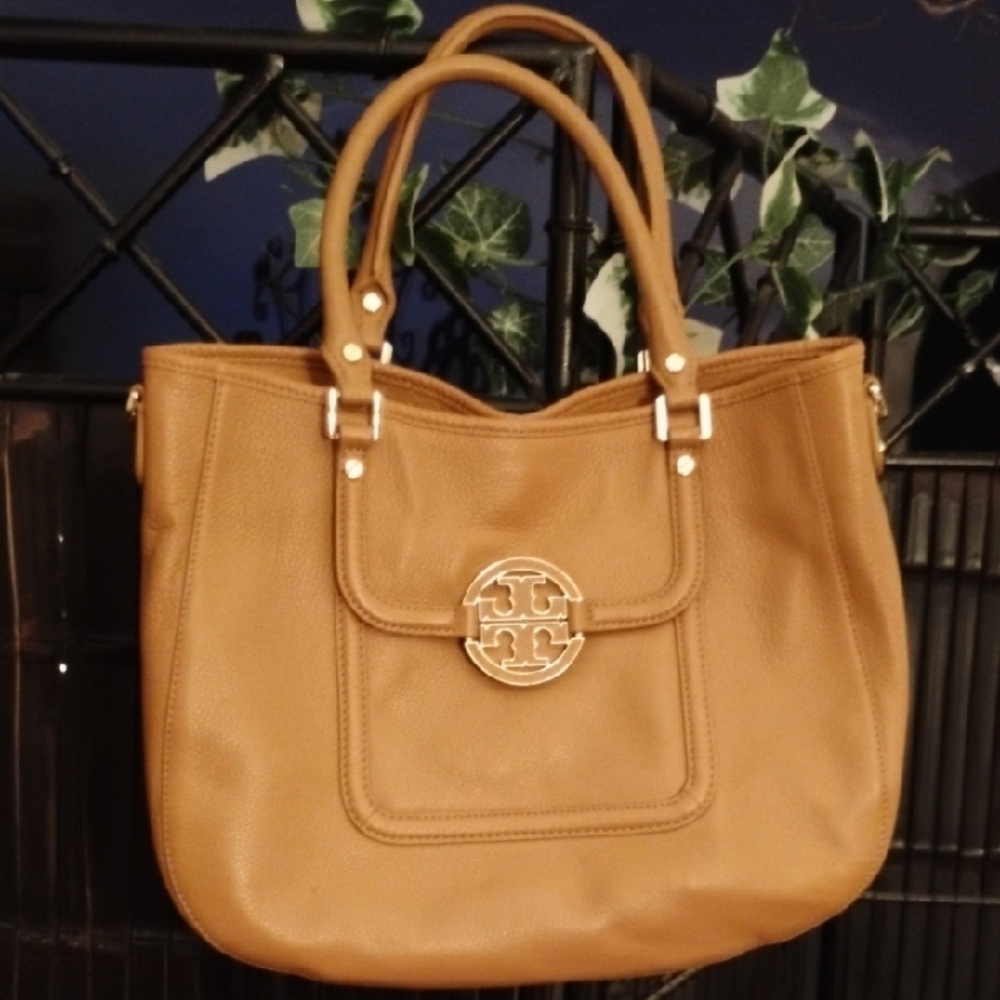 Tory Burch Amanda Pebbled Leather Tote Crossbody Convertible Bag